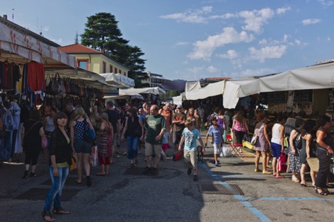 Lombardia - Luino, il mercato Lombardia - Luino, il mercato